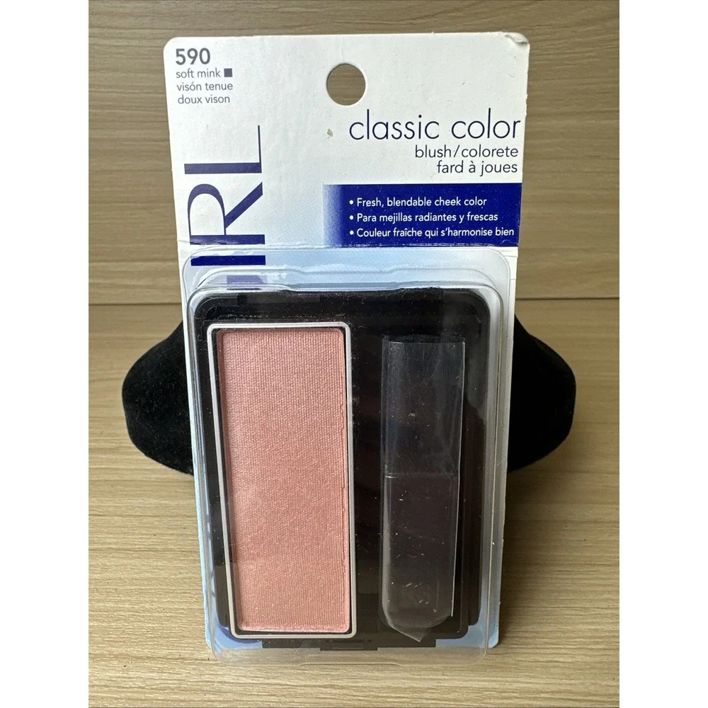 CoverGirl Classic Color Blush - Soft Mink 590